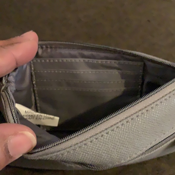 Backpack - Picture 6 of 7